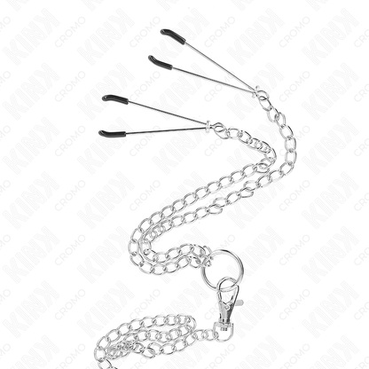 KINK - TRIPLE CHROME METALEN PENISRING 3.8 CM TOT 5 CM MET 26 CM METALEN KETTING EN TEPELKLEMMEN MODEL 2